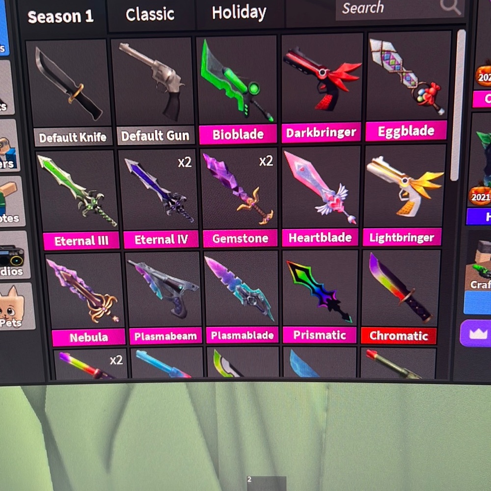 ROBLOX MM2 goldlys LARGE A LOT OF THEM FOR CHEAP NGF SO DONT EVEN THINK ABOUT IT